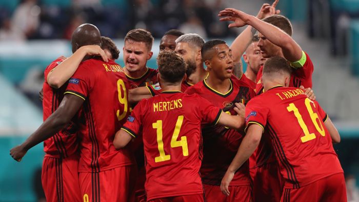 Mitfavorit Belgien startet mit ungefährdetem Sieg