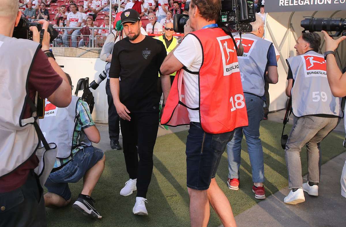 VfB Stuttgart gegen Hamburger SV: Zuschauer reagieren mit Humor auf Ton-Panne bei Sat.1