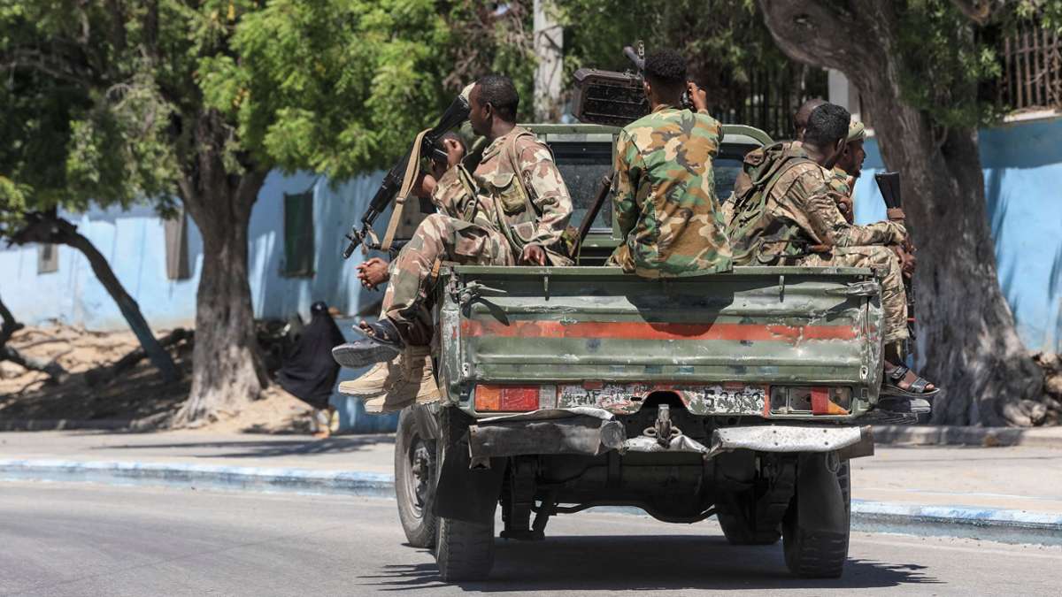 Mogadischu: Al-Shabaab-Miliz attackiert Hotel – Mehrere Tote