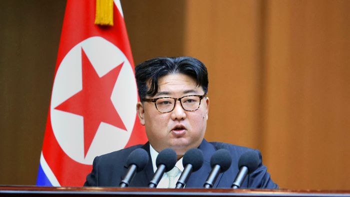 Bereitet Kim Jong Un sein Land auf einen Krieg vor?