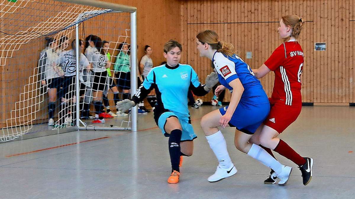 Fußball-Hallenbezirksmeisterschaft Frauen: Lästige Pflicht für SV Nufringen und TSV Hildrizhausen