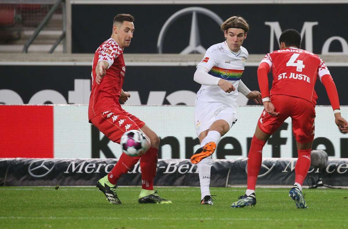 Der VfB Stuttgart hat gegen den 1. FSV Mainz 05 2:0 gewonnen. Unsere Redaktion bewertet die Leistungen der VfB-Akteure wie folgt.