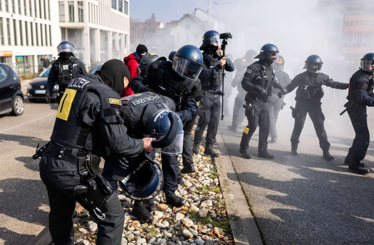 AfD-Landesparteitag in Offenburg im März: Polizei identifiziert nach Krawallen rund 400 Teilnehmer
