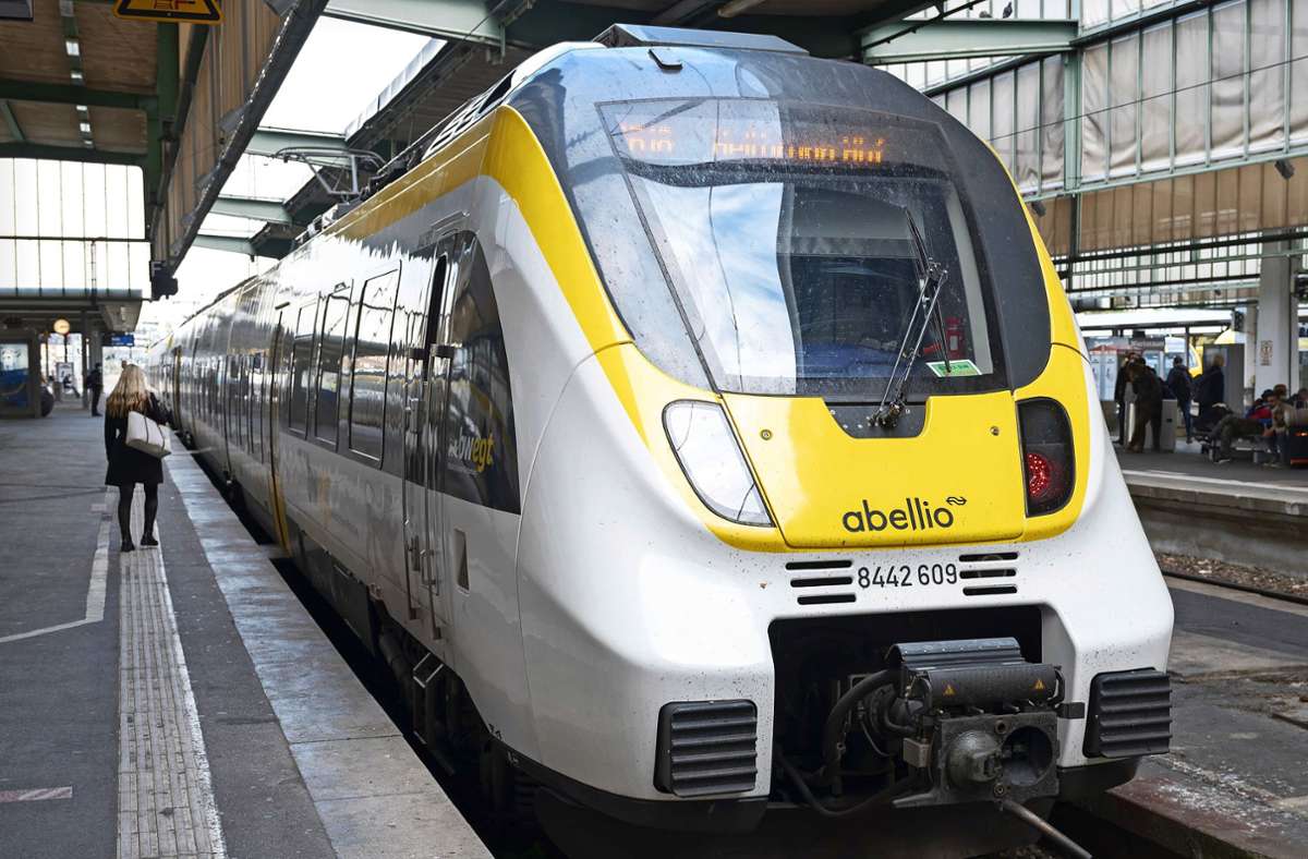 Bahnverkehr im Land: Kritische Fragen nach Abellio-Aus