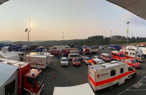 Bei der Feuerwehrleitstelle in Bruchsal haben sich die Helfer aus Baden-Württemberg am Montag getroffen und sind von dort aus ins Krisengebiet aufgebrochen. Foto: Stadt Schwäbisch Gmünd/privat