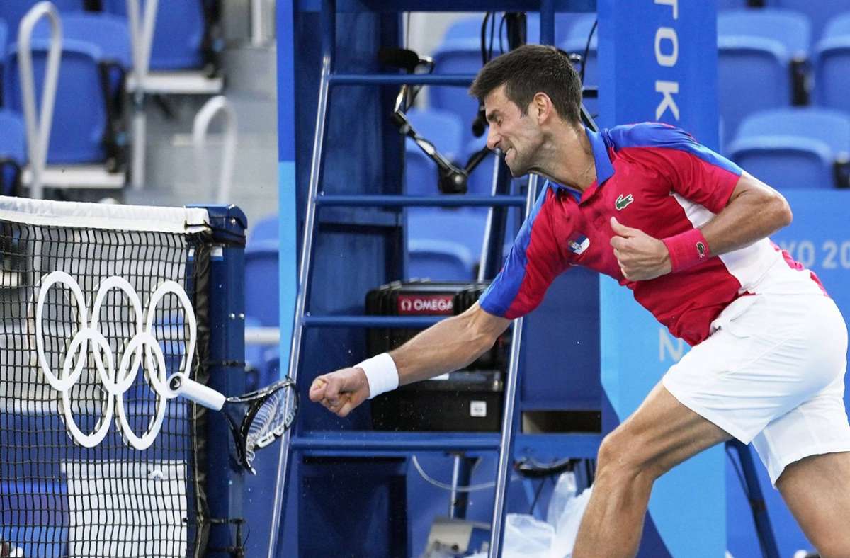 Novak Djokovic ließ seinem Frust bei den Olympischen Spielen in Tokio freien Lauf. In der Bildergalerie sehen Sie die denkwürdigsten Ausraster der Tennis-Geschichte.