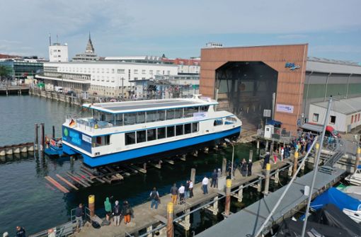 Das erste E-Schiff läuft in Friedrichshafen vom Stapel. Foto: Stadtwerke Konstanz/oh
