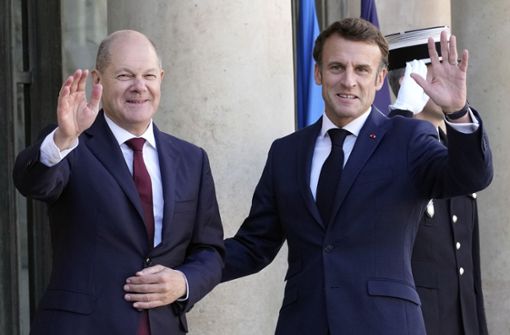 Olaf Scholz (li.) und Emmanuel Macron bei einem Treffen im Pariser Élysée-Palast Foto: dpa/Christophe Ena