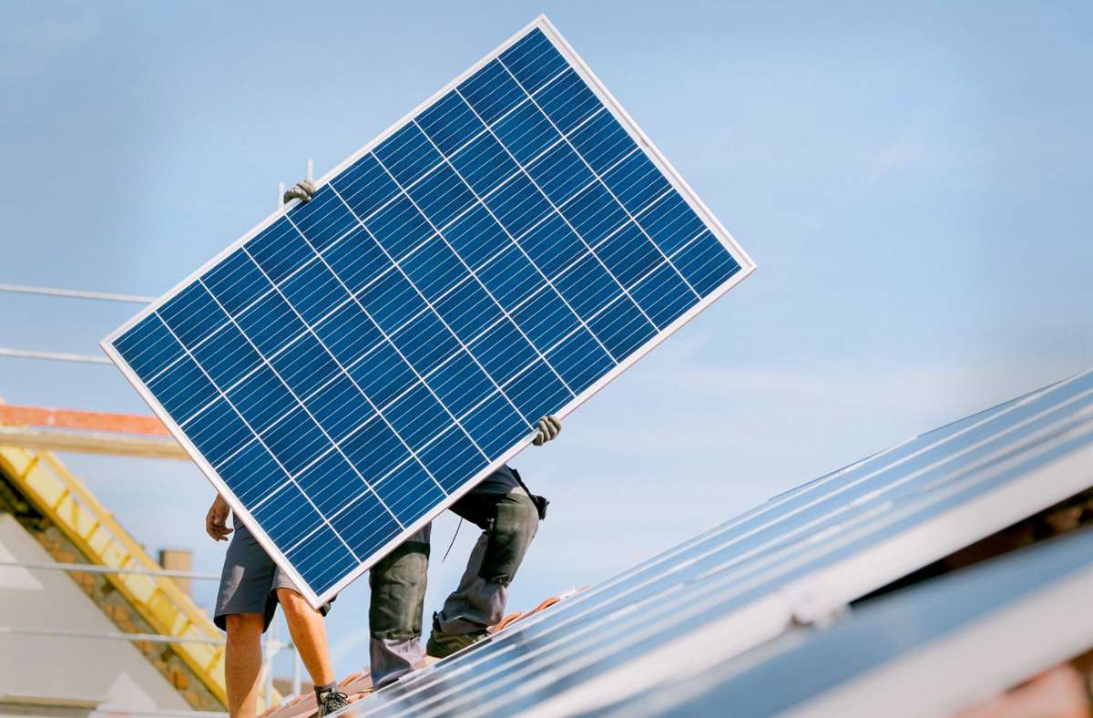 Grün-Schwarze Klimaoffensive: Solarpflicht kostet Hausbesitzer einige Tausend Euro