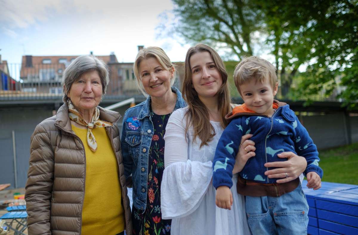 Interview zu Muttertag: „Oma ist die beste Mutter unter uns dreien“