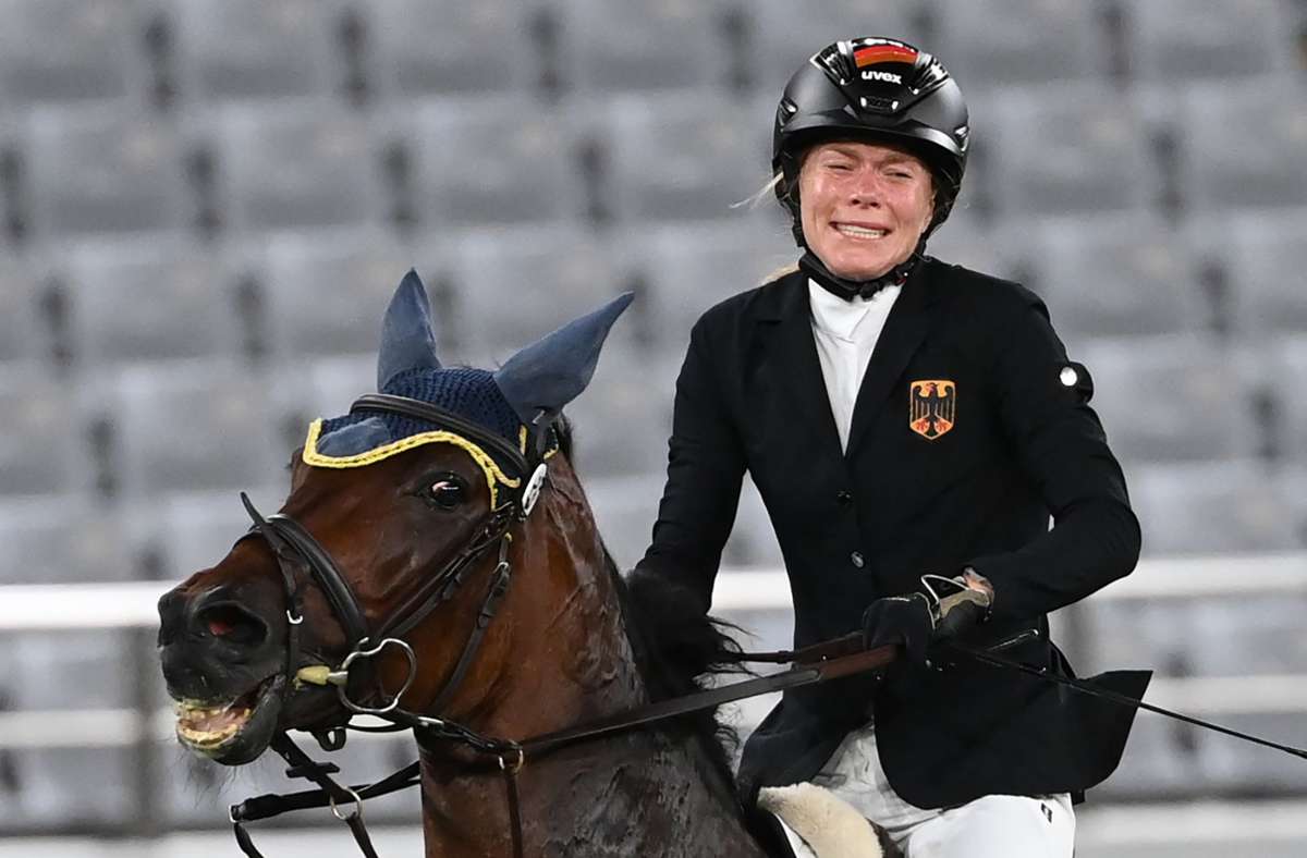 Die deutsche Reiterin Annika Schleu war nach ihrem umstrittenen Umgang mit dem  ihr zugelosten Pferd im Modernen Fünfkampf bei den Olympischen Spielen 2020  in den Fokus der Öffentlichkeit geraten. Foto: dpa/Marijan Murat