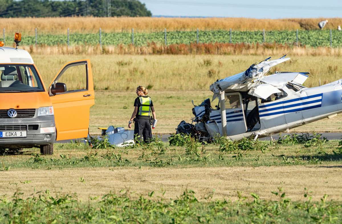 Unglück in Würselen: Fluglehrer stirbt bei Absturz von Kleinflugzeug