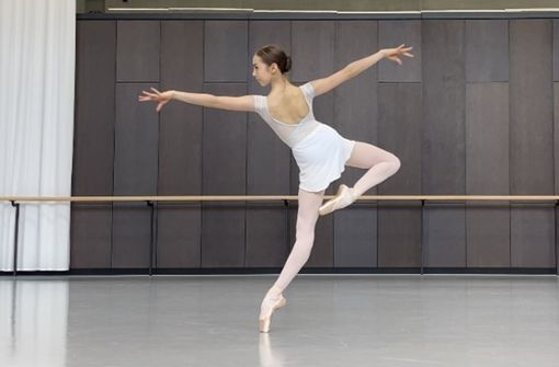 Alice McArthur darf sich freuen. Die junge Tänzerin hat den ersten Preis,  die Genée Gold Medal, des internationalen Margot Fonteyn Ballettwettbewerbs gewonnen. Foto: privat/jcs