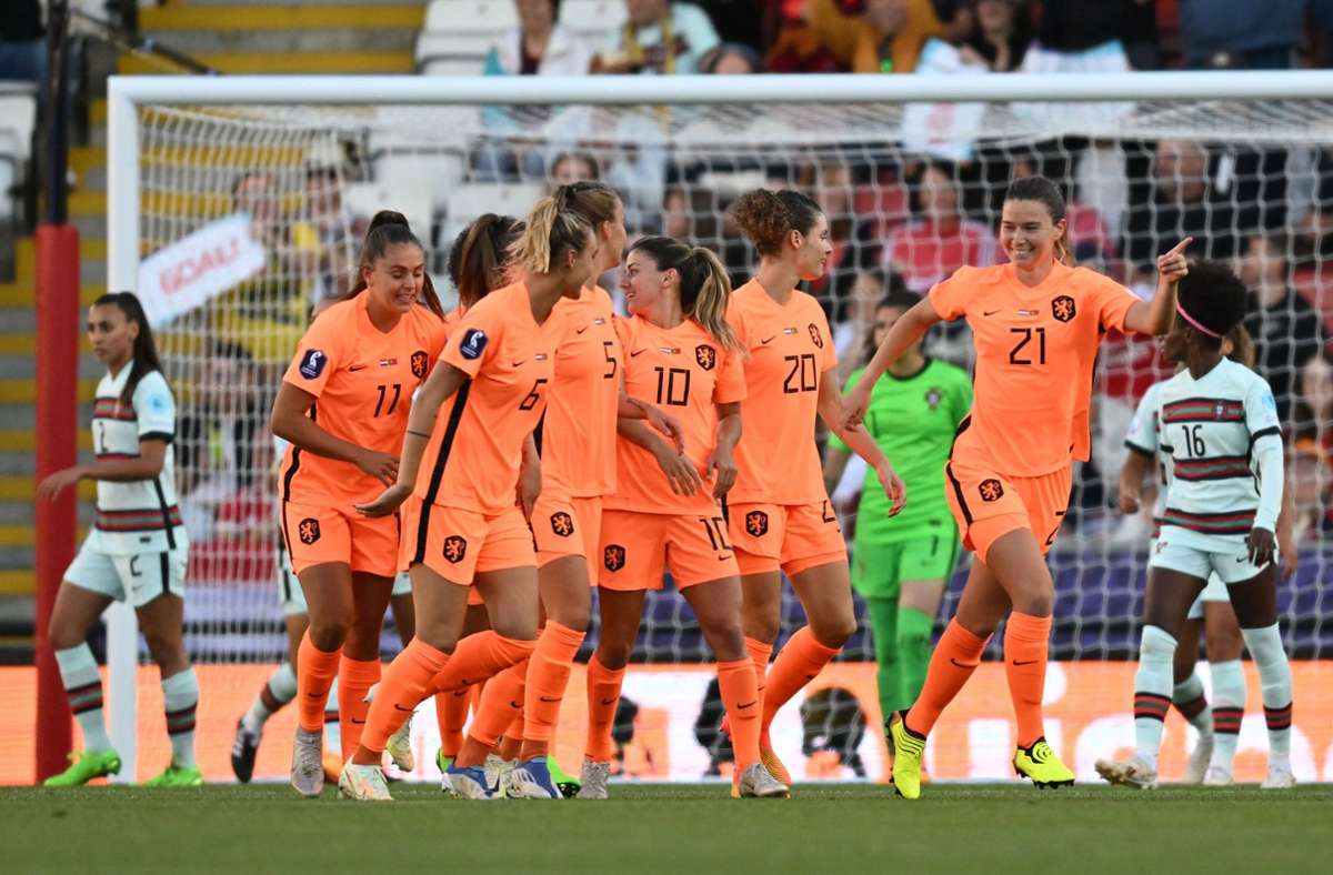 Fußball-EM der Frauen Niederlande und Schweden mit guten Chancen auf Viertelfinale - Sport im In- und Ausland