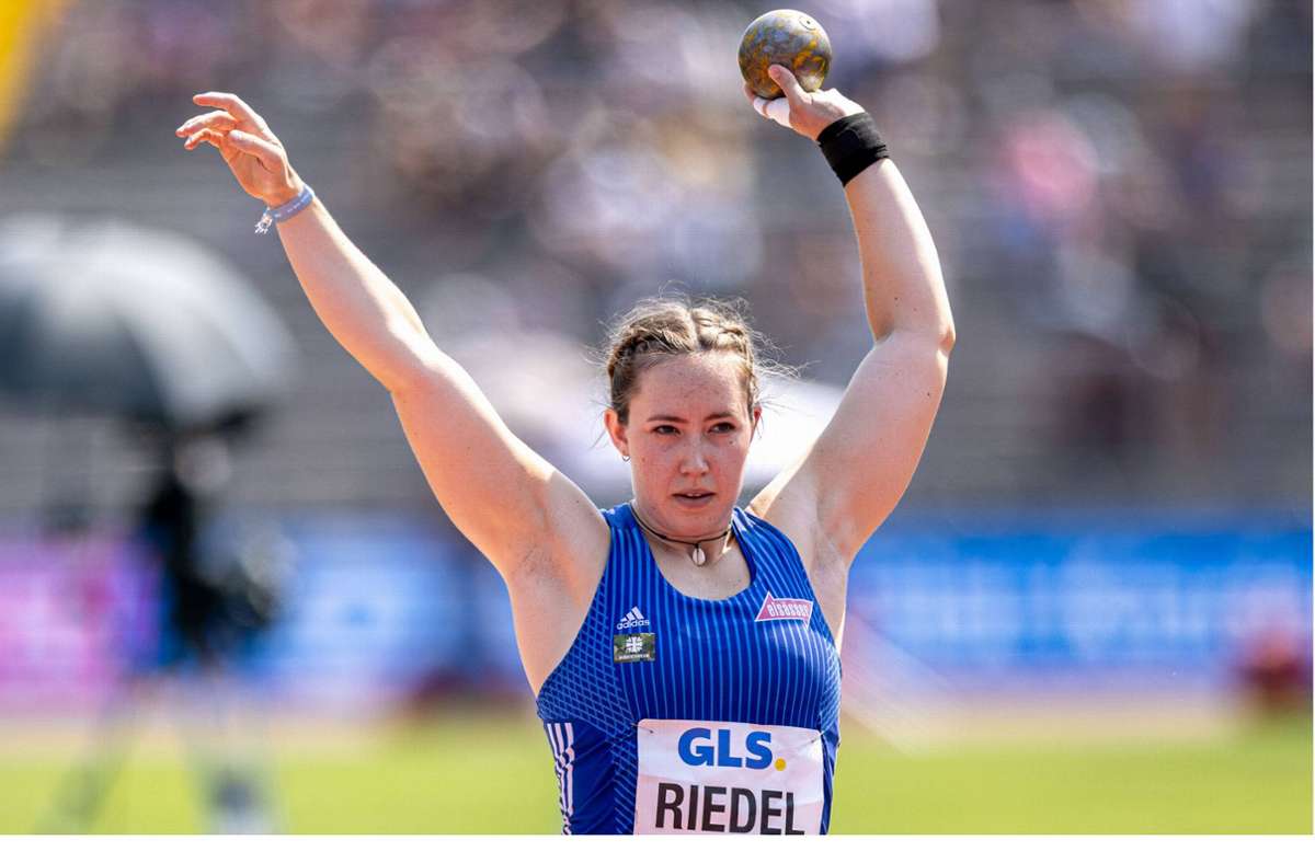 Leichtathletik beim VfL Sindelfingen: Kugelstoßerin Lea Riedel  kratzt bei Sportfest in Belgien an den 18 Metern