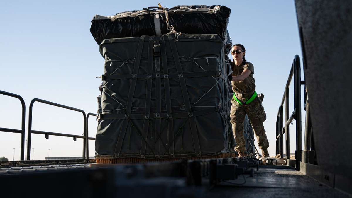 Newsblog zum Krieg im Nahen Osten: Erste Hilfsgüter erreichen provisorische Anlegestelle im Gazastreifen