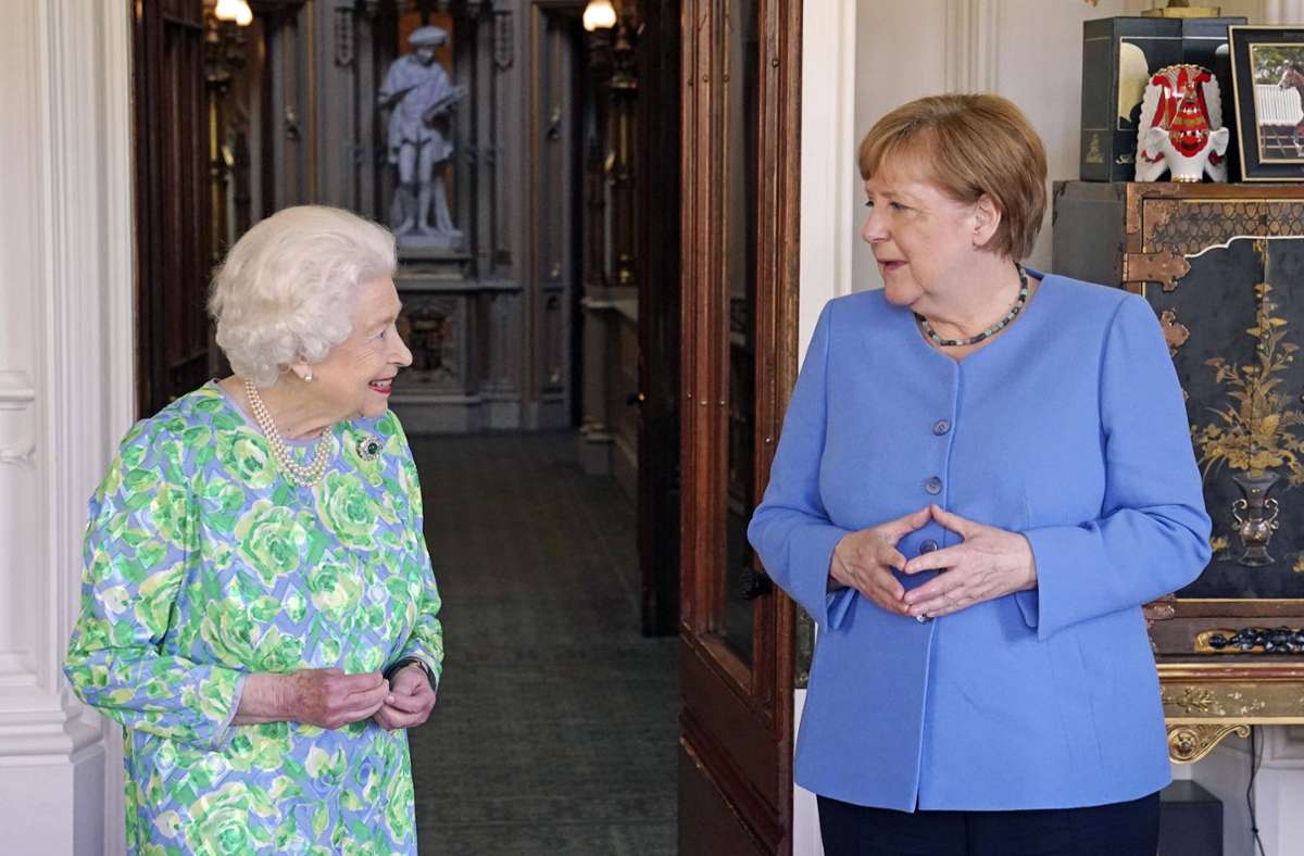 Besuch bei Johnson und der Queen: Wie lief Merkels letzte Dienstreise nach Großbritannien?