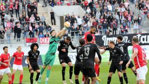 Thomas Kastanaras lässt den VfB Stuttgart II in Offenbach jubeln