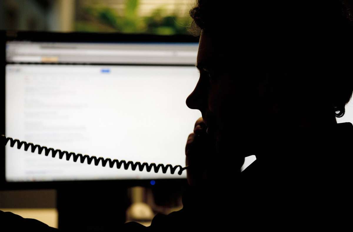 Die Telefonbetrüger gehen meist so geschickt vor, dass der Angerufene keine Zweifel äußern kann. Foto: dpa/Jan-Philipp Strobel