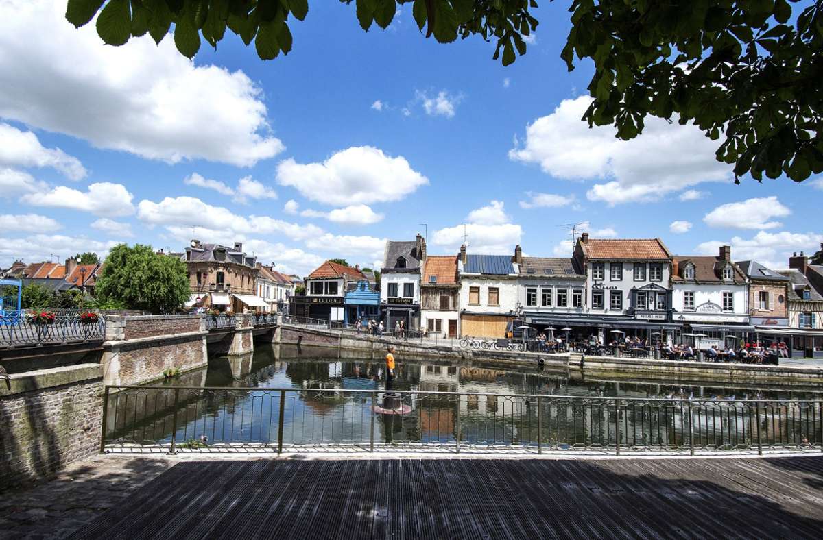In Amiens gibt es viele Brücken und Kanäle.