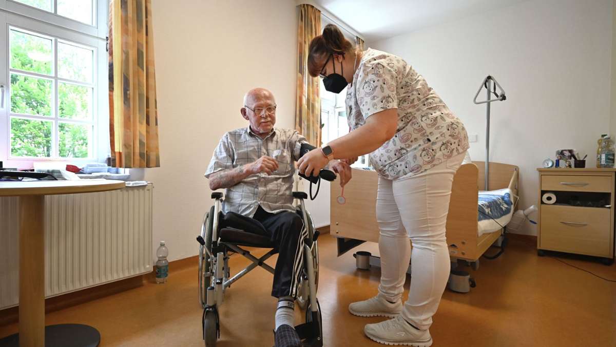 Senioren im Rems-Murr-Kreis: Neue Verordnung bringt Pflegeheime ans Limit
