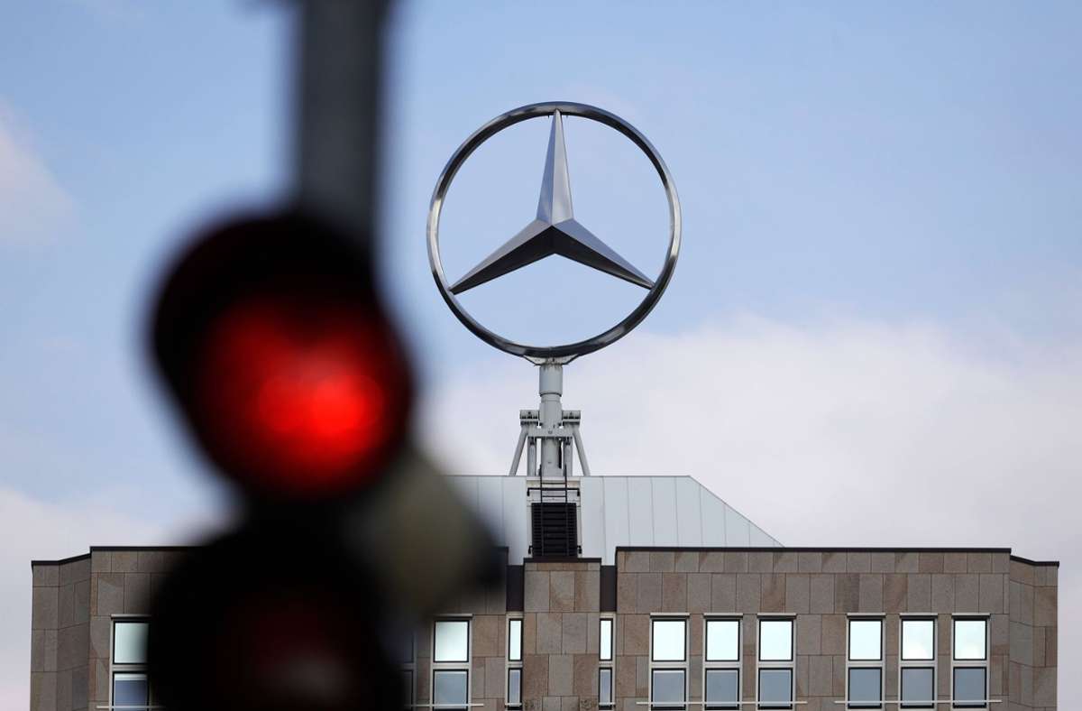 Stuttgarter Autobauer: Daimler weitet Kurzarbeit wieder deutlich aus