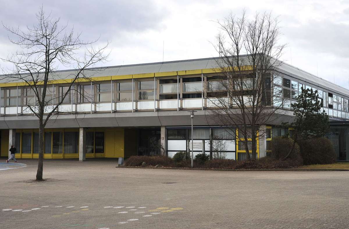 Polizei ermittelt in Herrenberg: Mutmaßliche Brandstiftung an der Theodor-Schüz-Realschule