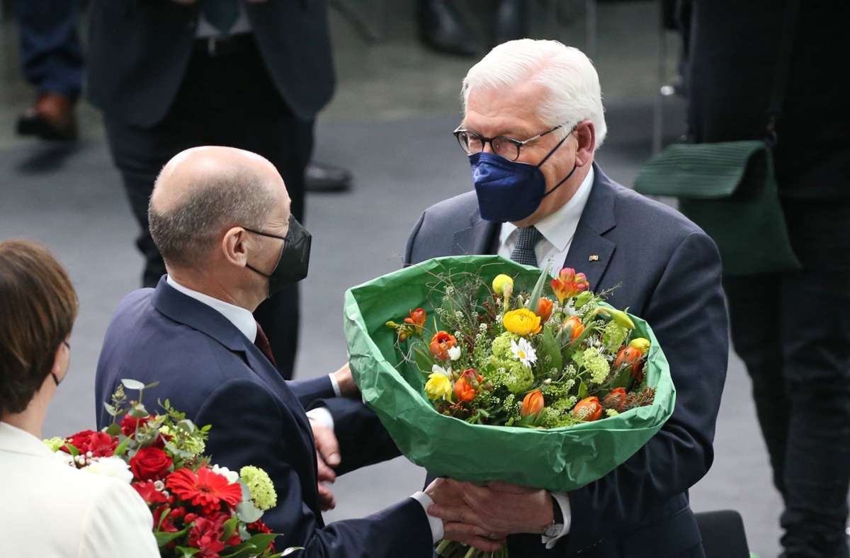 Der Olaf Scholz gratuliert dem wiedergewählten Bundespräsidenten Frank-Walter Steinmeier.