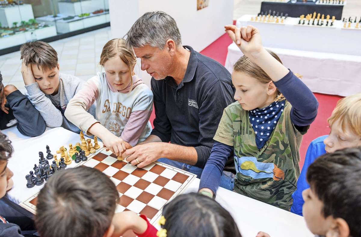 Faszinierende Schachspiele für Kinder in Sindelfingen: Am Anfang steht die „Bauernkloppe“