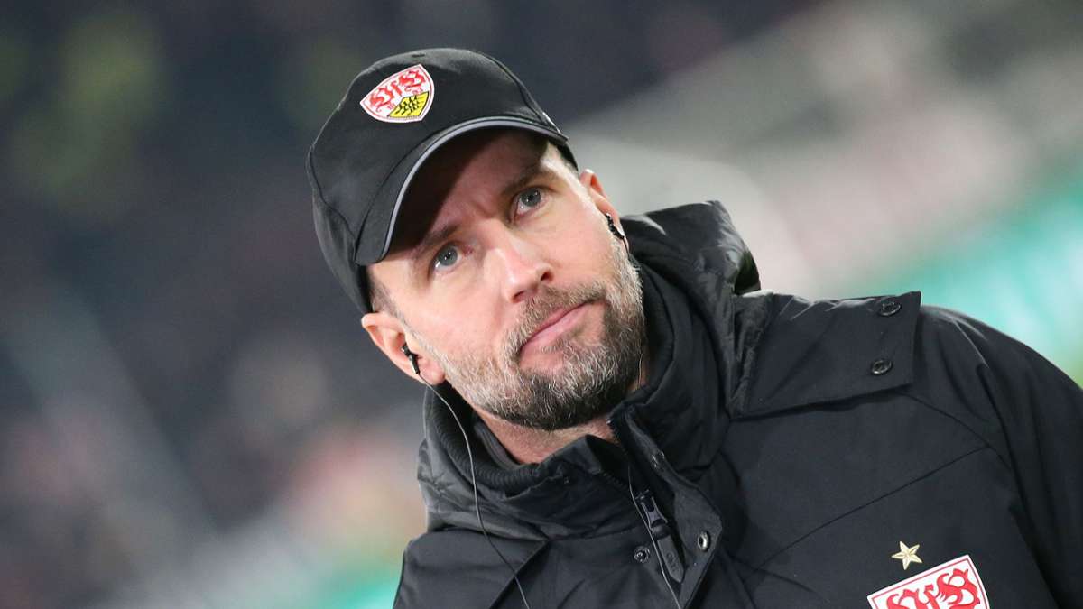 Der VfB-Trainer Sebastian Hoeneß kann auf seine Stammelf vertrauen.