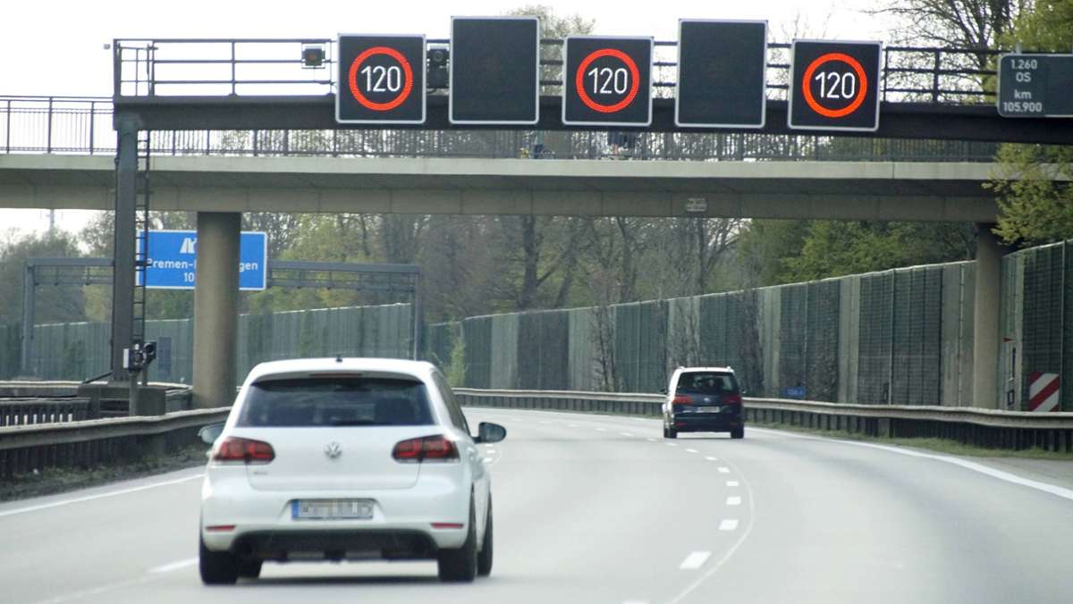 Tempolimit auf Autobahnen: So viel CO2 könnte laut Studie eingespart werden