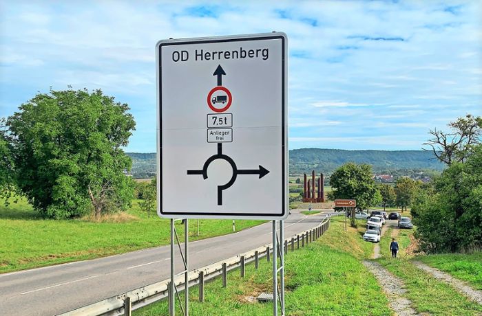 Wegführung in Herrenberg: Schilder, die ein Zeichen setzen für den Umweltschutz