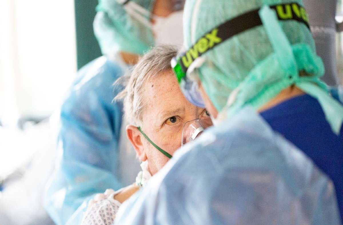 Fotos aus dem Krankenhausalltag: Ein Jahr auf der Corona-Intensivstation