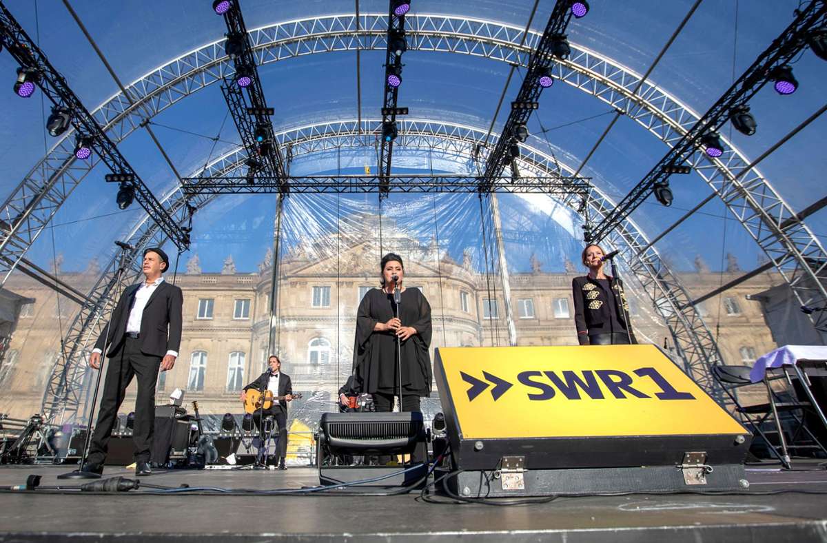 SWR-Sommerfestival in Stuttgart: „Tatort“-Premiere und Musik auf dem Schlossplatz