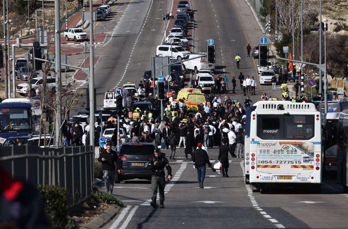 Jerusalem: Zwei Tote bei Anschlag mit Auto