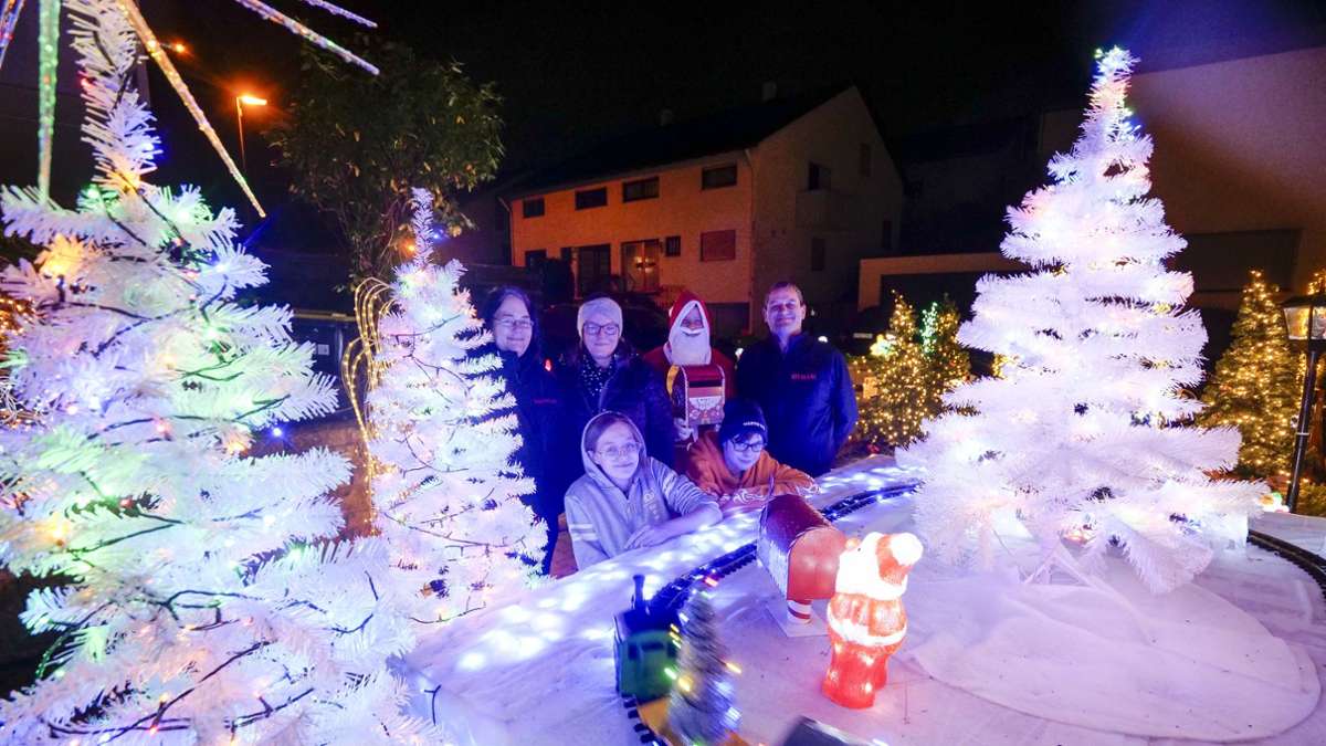 Weihnachten in Benningen: Im Weihnachtshaus dreht der Polarexpress seine Runden