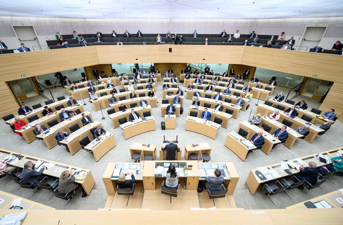 Wer  führt   das  neue Landesparlament?: SPD will zwei Vizepräsidenten im Landtag