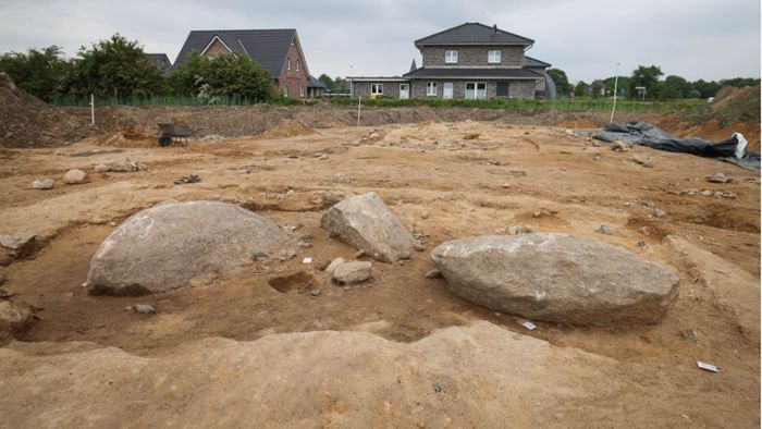 Megalithgräber aus der Steinzeit entdeckt