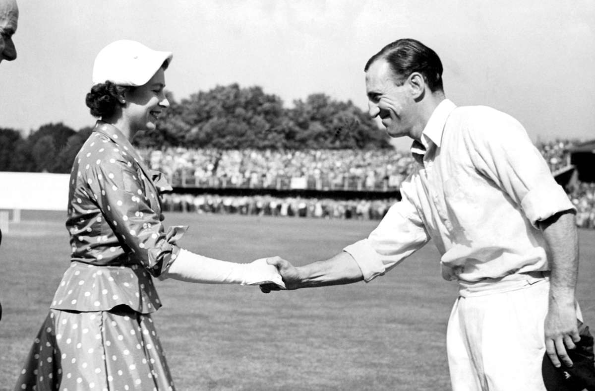 1952 – Queen Elizabeth bei einem Polo-Spiel