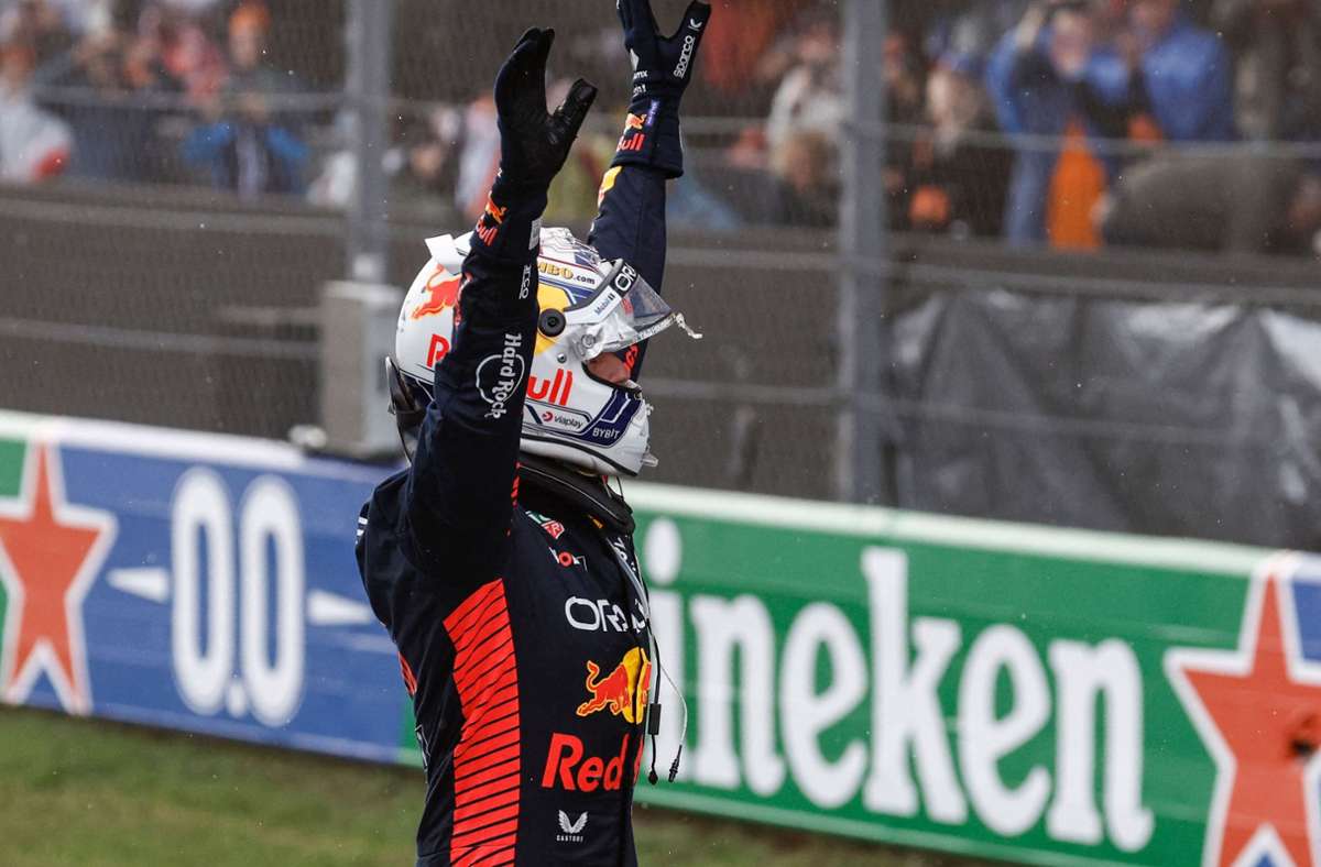 Formel 1 in den Niederlanden: Verstappen-Show im Regen von Zandvoort: Vettel-Rekord eingestellt