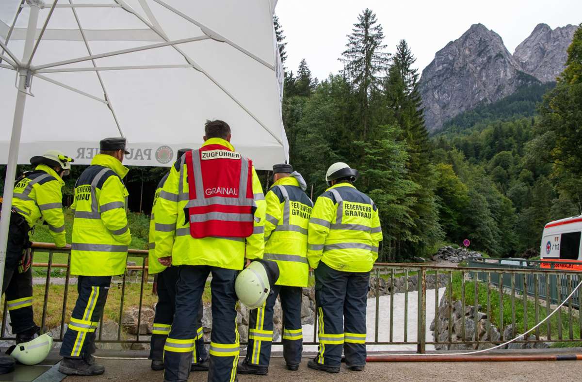 Flutwelle am Fuß der Zugspitze: Acht Menschen in Höllentalklamm gerettet - weitere vermisst