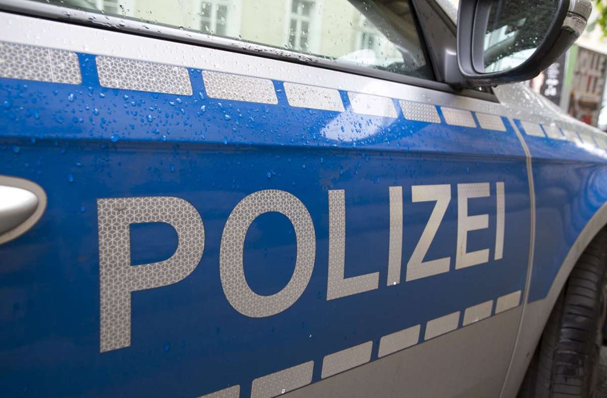 Schäden mit Lackstift kaschiert: 25-Jähriger nach Unfallflucht in Herrenberg erwischt