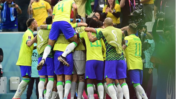 Brasilien startet Titelmission mit Erfolg