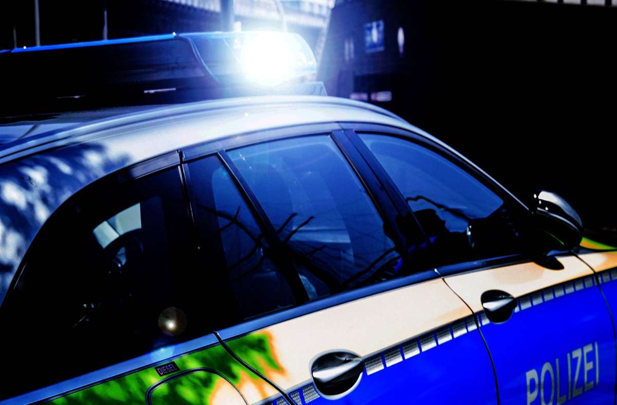 Unfall in Magstadt: Betrunkener fährt gegen geparktes Auto