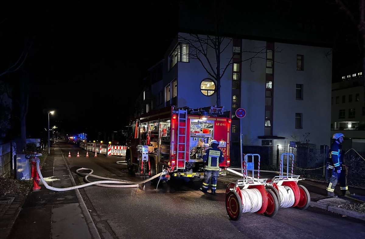 Im Klinikum Ludwigsburg hat es am Dienstagabend gebrannt. Foto: KS-Images.de/Patrick Rörig