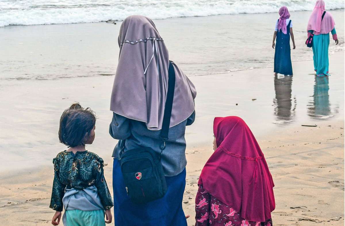 Diskriminierung in Indonesien: Kleiderordnung als Machtinstrument