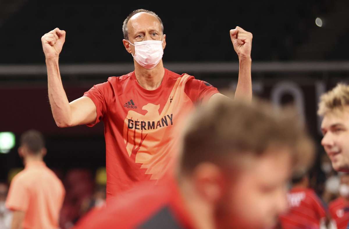Tischtennis-Bundestrainer Volker Ziegler hat allen Grund sich zu freuen: Seine Para-Nationalmannschaft gewann fünf Medaillen bei den Spielen in Tokio. Foto: Eibner/Kohring/Eibner-Pressefoto / Beaut.Sports / Kohring