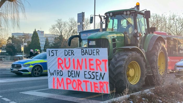 Wieder Traktoren unterwegs: Landwirte demonstrieren am Freitag  in Böblingen