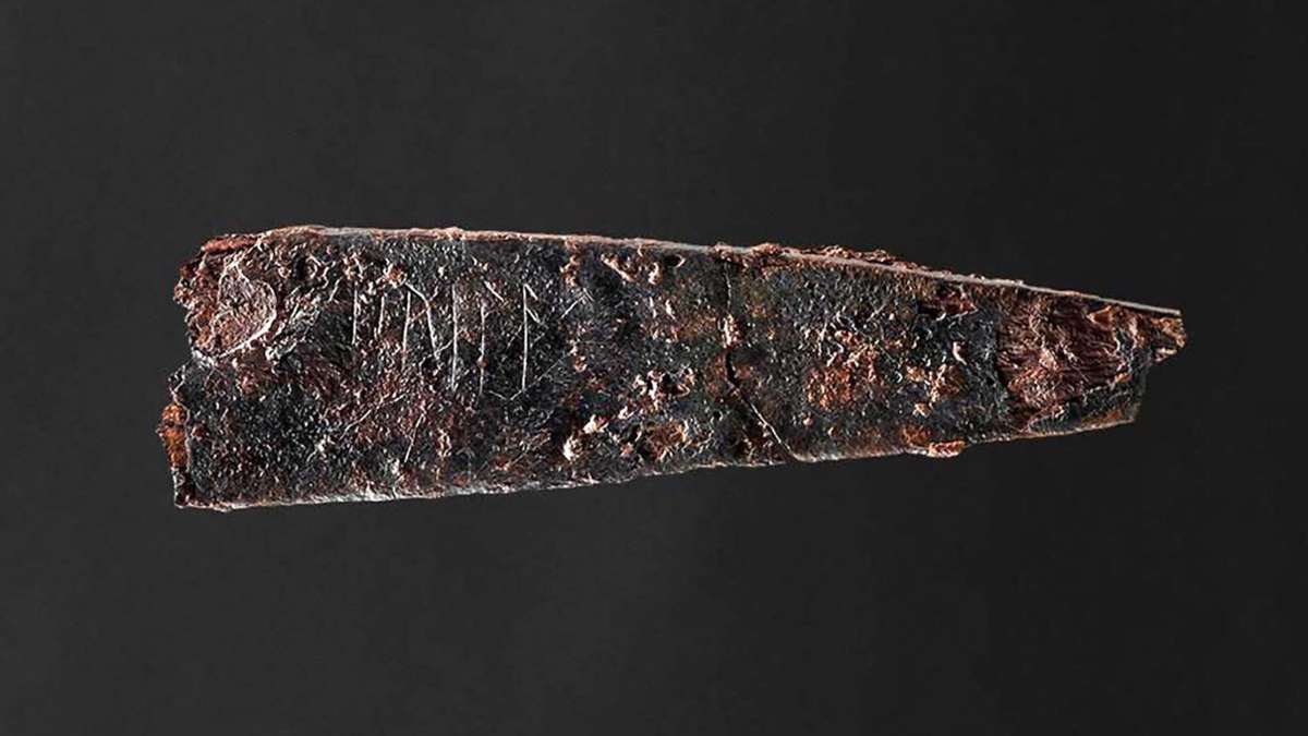 Dänemark: Archäologen finden fast 2000 Jahre alte Runeninschrift