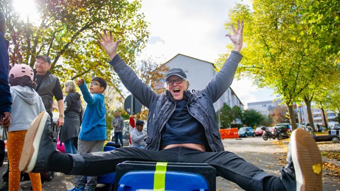„Goldberg-Cup“ in Sindelfingen: Seifenkisten, Bobbycars und Mülltonnen fahren um die Wette